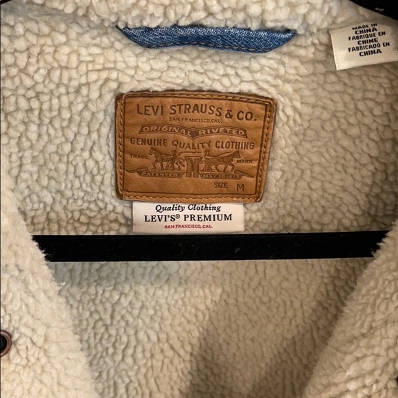 LEVI’S  Sherpa denim - Picture 2 of 5